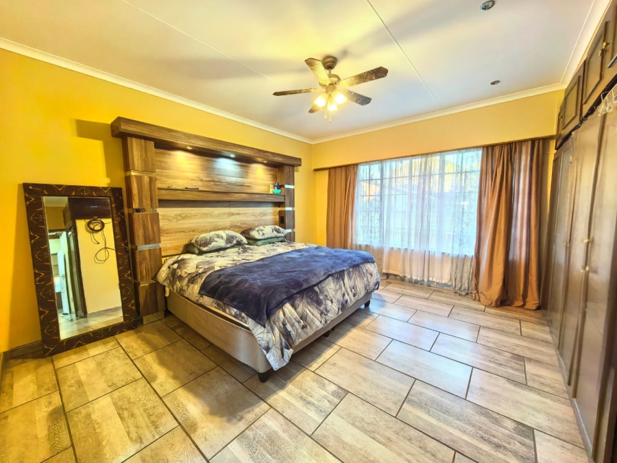 3 Bedroom Property for Sale in Vaalpark Free State